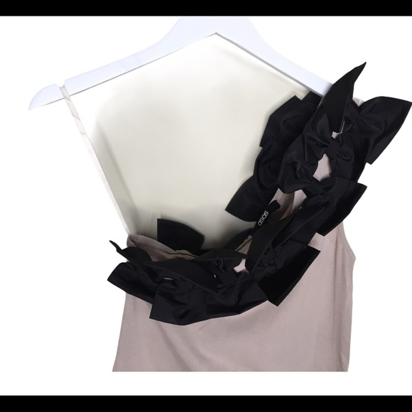 ASOS Asymmetrical One Shoulder Top/Blouse With Bow Corsage Detail Tan/Mocha Sz 6 - Picture 6 of 8